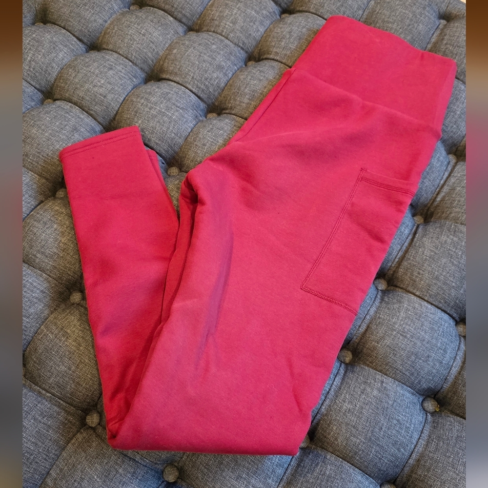 CVG Fleece Red Leggings LARGE